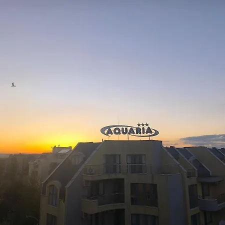 Apartmán Golden Hermes, Z Basenem